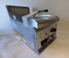 NEUE Gas Friteuse 8Liter Hersteller GGM Gastro + Zubehör 