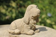 Basset hound steinfigur - basset,
