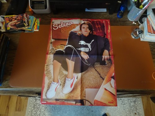 Popcorn poster selena - poster,