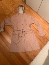 Ilse Jacobsen, Regenmantel