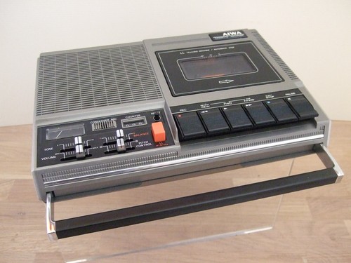 Aiwa cassette recorder - cassette, ll
