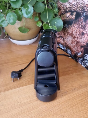 Nespresso essenza mini d30 - nespresso,