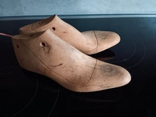 1 Paar alte Schuhleisten / Schusterleisten @ Holz @ Damen Gr 38 @ kleiner Absatz