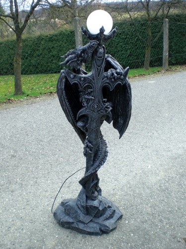 Drache stehlampe schwert lampe - drache,