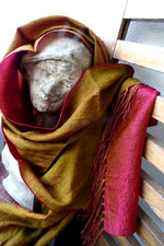 exkl. Schal Foulard Stola  55 x 165 cm  Wildseide messing burgund  Fransen 18 cm