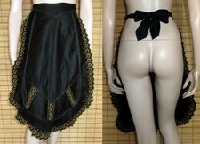 SCHWARZE HALBSCHÜRZE -