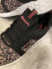 Bench Leo Sneaker Schuhe 38 / 5 total schönes Design NEU