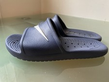 Nike Benassi Badelatschen Sandalen Größe 43 US 9 blau/weiß - wie neu