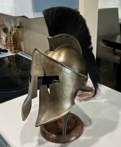 Helm battle damage - damage, edition