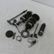 Suzuki GS 550 Getriebe Motor Antrieb B6448