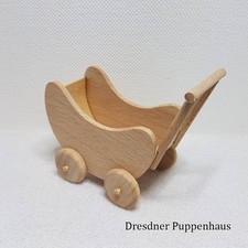 Holzpuppenwagen, Puppenhaus