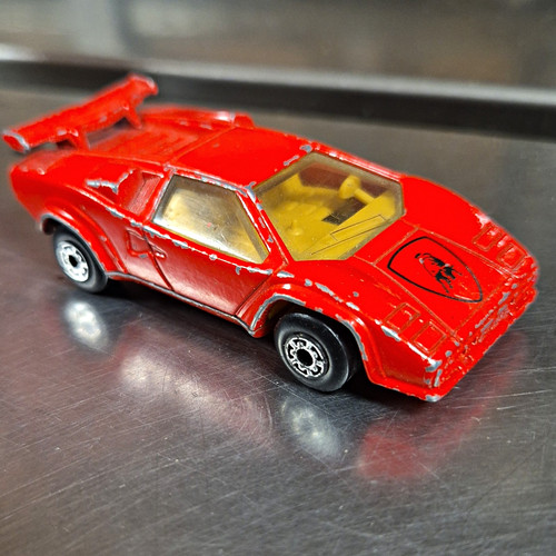 Matchbox lamborghini countach - matchbox,