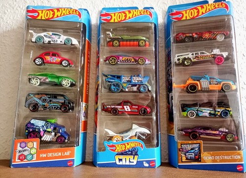 Hot wheels cars - wheels, hw