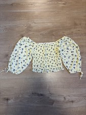 Gelbe Bluse Sommer mit lila