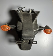 SUZUKI SV 650 S KENNZEICHENHALTER LICENCE BRACKET 63112-16GB ORIGINAL Y0158