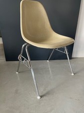 6 Eames Shell Chairs by Herman