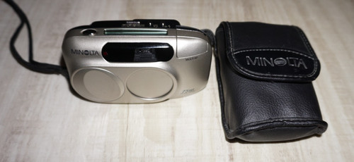 Minolta riva zoom 75w - 75w, (minolta