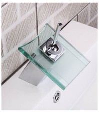 Waschbecken-Mischbatterie mit Glas-Wasserfallauslauf