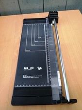 Rollenschneidemaschine für Papier Fotos BLS 22