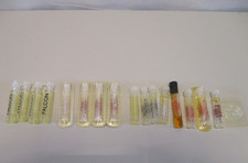 17 x kl. Duftproben 11