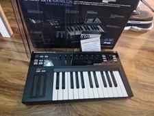 Native KOMPLETE KONTROL S25