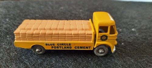 Moko lesney matchbox - lesney, code