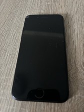 Apple iPhone SE mit Zubehörpaket