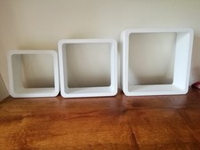 3er Set Regale quadratisch weiß MDF 27x27 cm, 23 x 23 cm, 19 x 19 cm Aufhängung