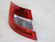 Rückleuchte links Skoda OCTAVIA 3 5E 5E9945111A HELLA 04-2014