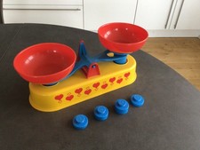 Spielzeug - Waage von  "Gowi",  ca. 1970er Jahre,  31 cm breit,  13 cm hoch