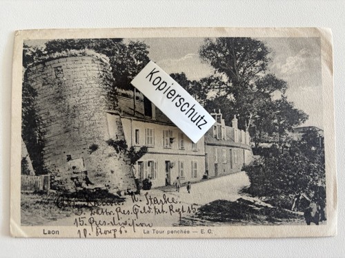 Laon tour penchee - -,