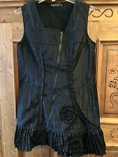 Romantisches Volantkleid/Kleiderrock mit abgesteppten großen Blumen, XL, schwarz