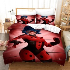 Roter Marienkäfer Superheldin