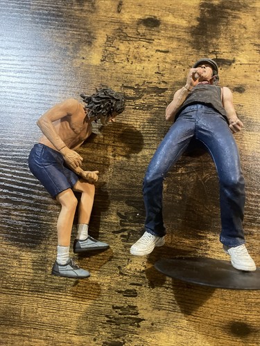 Bewegliche actionfiguren - ac/dc,