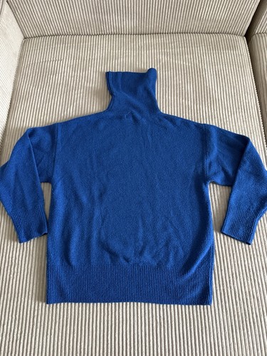 Blauer rollkragen pullover von - blauer,