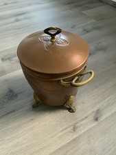 Großer antiker Kupferkessel mit Deckel und Henkel auf 4 Standfüssen