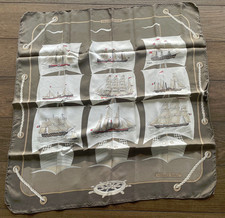 Tolles Hermes 100%Seide