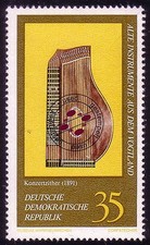 2227 Alte Musikinstrumente 35 Pf  Konzertzither O