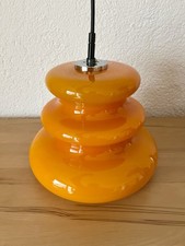 Orangefarbene Space Age