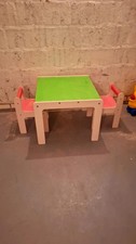 Kinderspieltisch aus Holz
