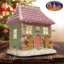 LED Lebkuchenhaus 21cm lila