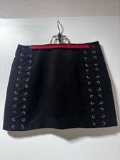 Kurzer Schwarzer Rock in