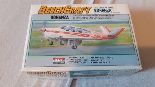 Arii beechcraft bonanza - nr.3,