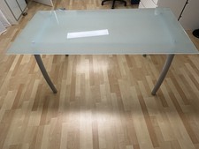 Glastisch, Esszimmertisch, Rechteckig, Satiniert Silberne Beine Modern Gebraucht