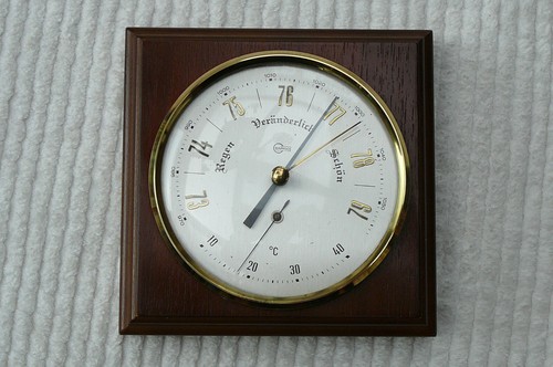 Barometer thermometer - barometer,