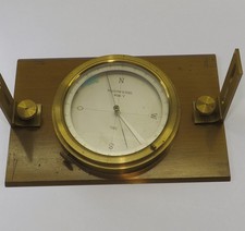 Antike Bussole mit Diopter von