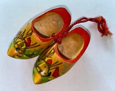 Vintage Miniatur Holzschuhe
