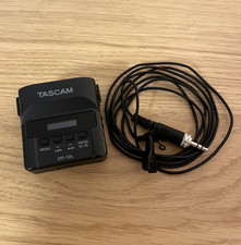 TASCAM DR- 10L Micro Linear PCM Recorder mit Lavalier Mikrofon