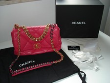 CHANEL 19 medium/large