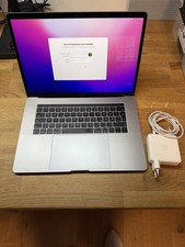 MacBook Pro 15” (2016) –